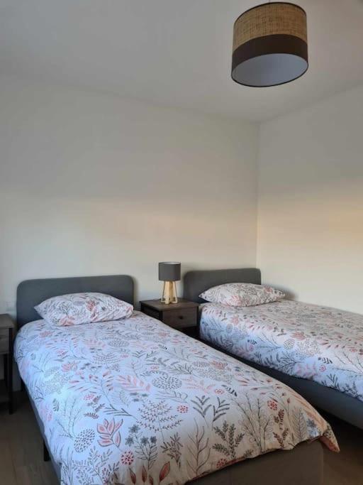 Maison Recente, Climatisee Villa *